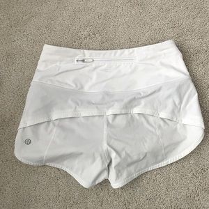Lululemon speed up shorts 2.5 inch